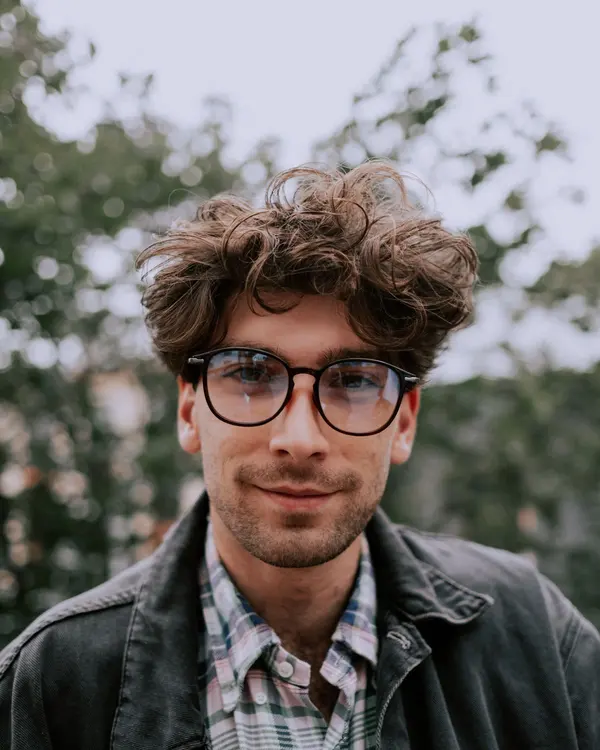 Retrato de un joven diseñador