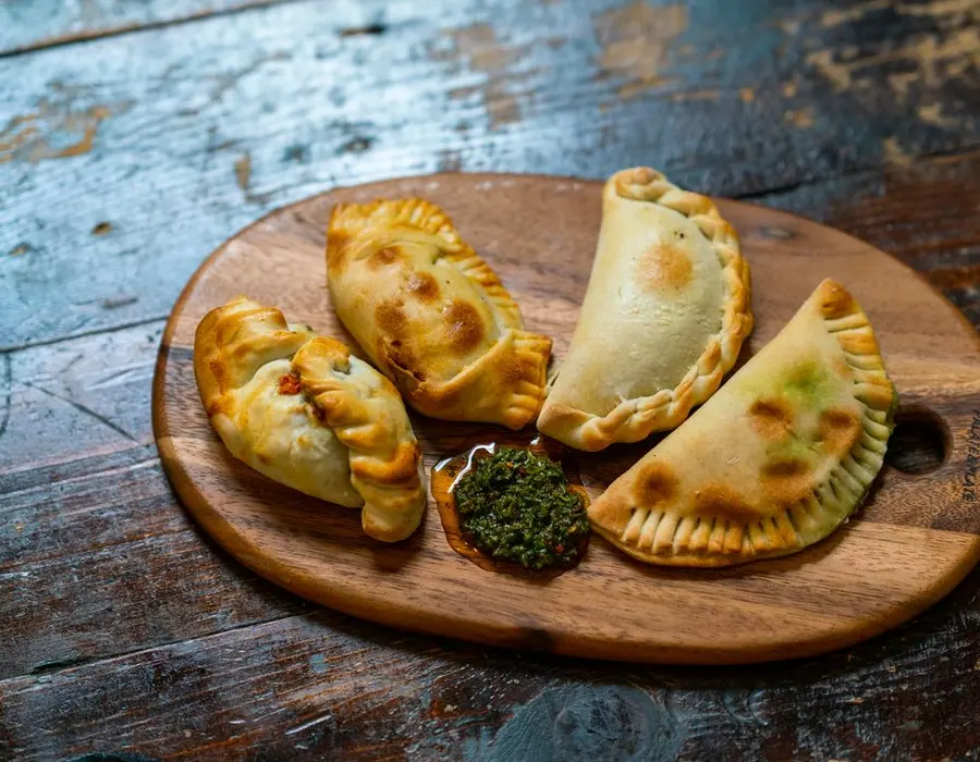 Empanadas al horno con chimichurri